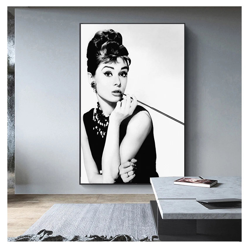 Make Up Modern Poster Prints Canvas Painting Wall Art Modular Picture For Bedroom Home Decor Classic Audrey Hepburn Potrait Peaceful Pleasures Health and Wellness