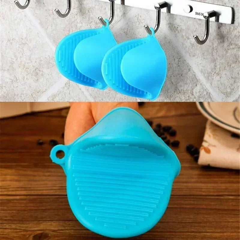 1Pair Anti Scald Oven Gloves Silicone Heat Resistant Microwave Clips