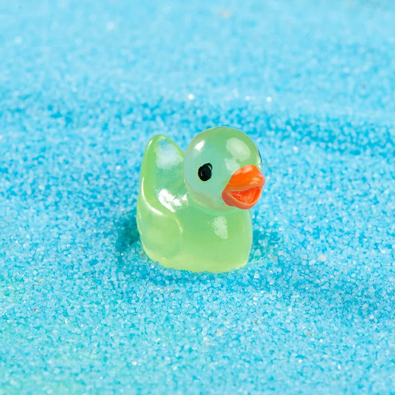 1pcs Resin Mini Ducks Ornament Miniature Figures Tiny Duck Handicraft Micro Landscape Dollhouse Decoration Accesories decoração Peaceful Pleasures Health and Wellness Luminous green