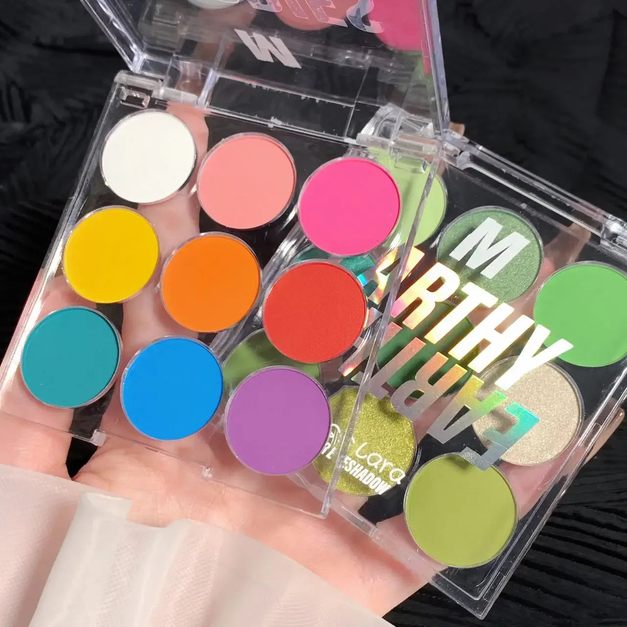9-Color Eyeshadow Palette – Pearl, Matte & Shimmer Waterproof