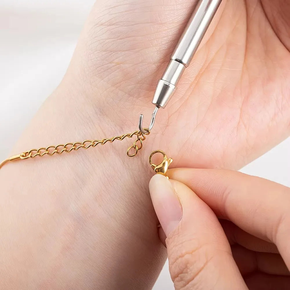 Bracelet Fastening Helper Tool – Jewelry Clasp Aid Pliers