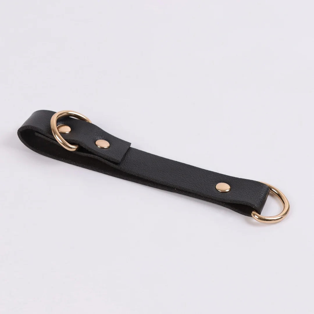 Renaissance Retro Skirt Clip Artificial PU Leather Cup Holder