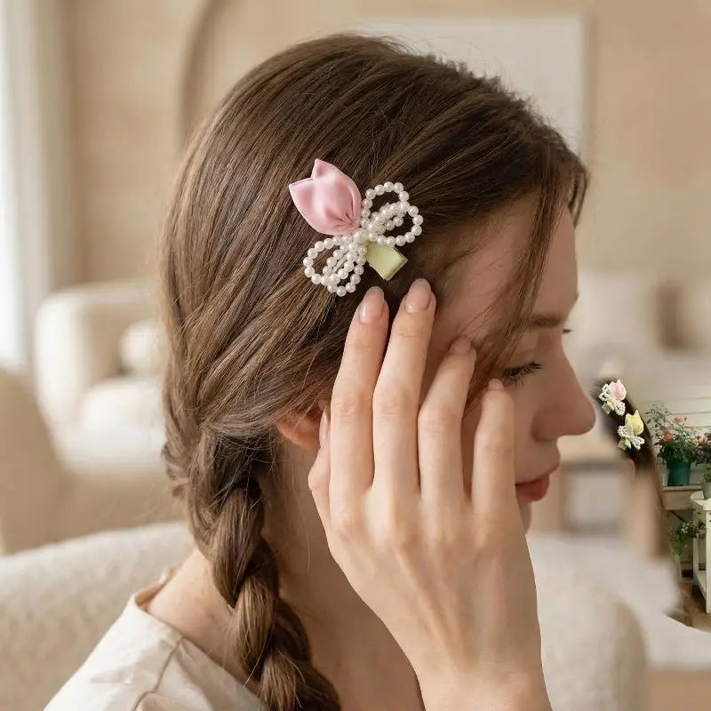 Tulip Pearl Hair Clips for Women & Girls – Set of 2