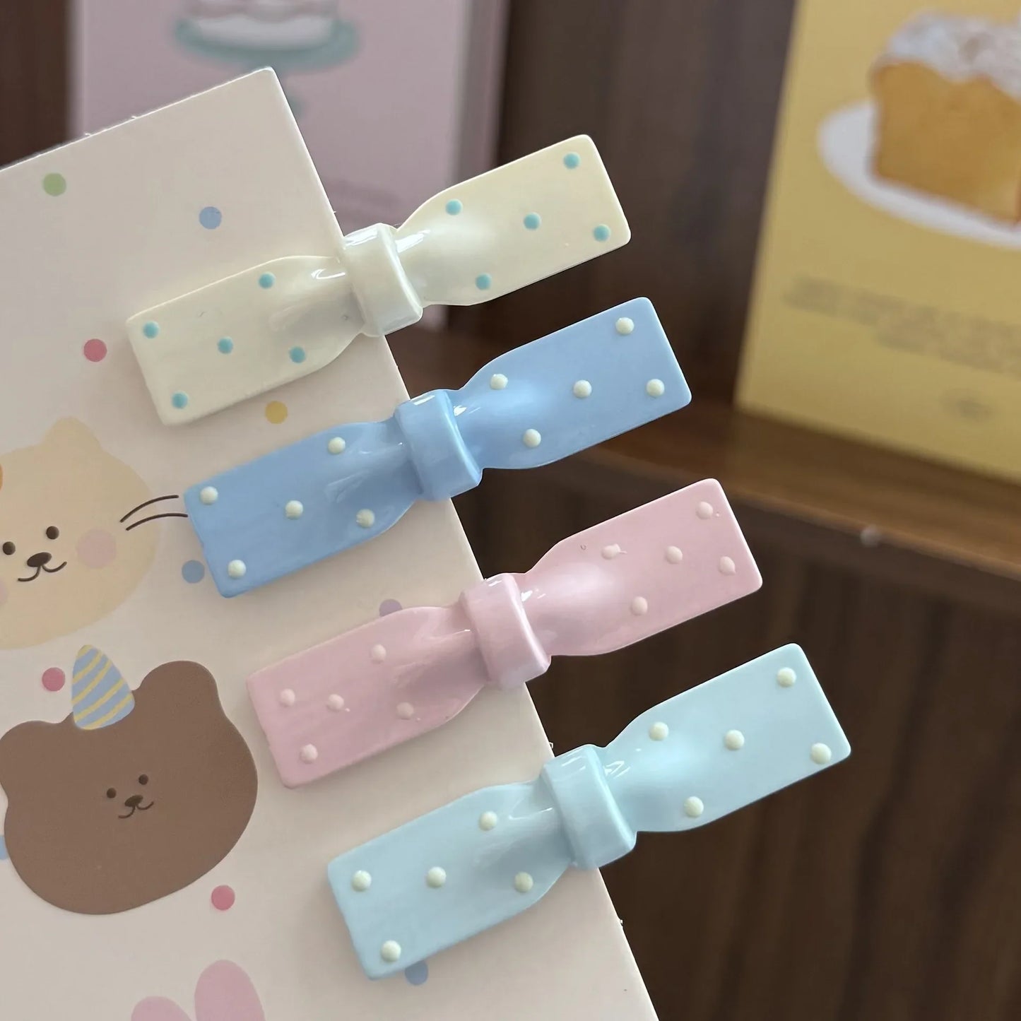 Cute Polka Dot Bow Hair Clip – Bowknot Barrette for Women & Girls