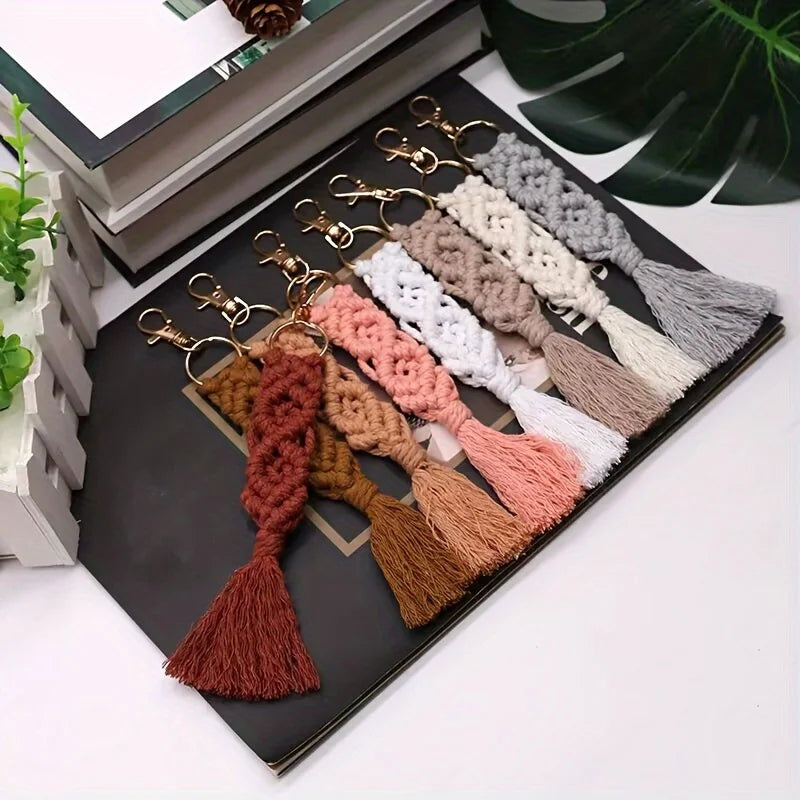 1 Piece, Cotton String Handmade Woven Keychain Pendant Creative Keychain, Backpack Pendant, Bag Ornaments, Birthday Gift, Party Peaceful Pleasures Health and Wellness