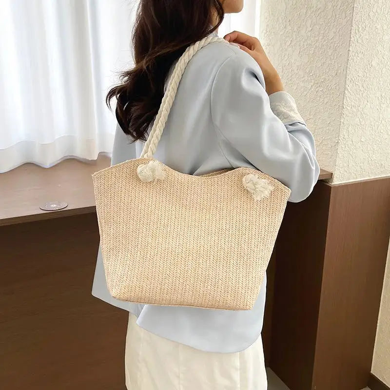 Women's Large Capacity Woven Straw Tote Shoulder Bag
