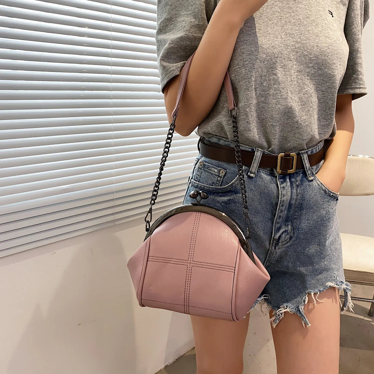 New Solid Color Shell Bag Large Capacity Portable Zero Wallet Fashion Chain Diagonal Straddle One Shoulder Phone Bag Peaceful Pleasures Health and Wellness