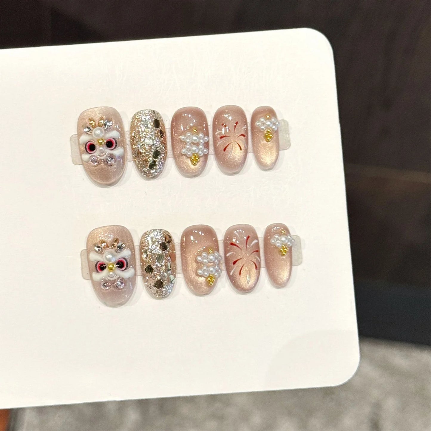 Handmade Press-On Nails | Champagne Cat Eye 3D Lion Pearl