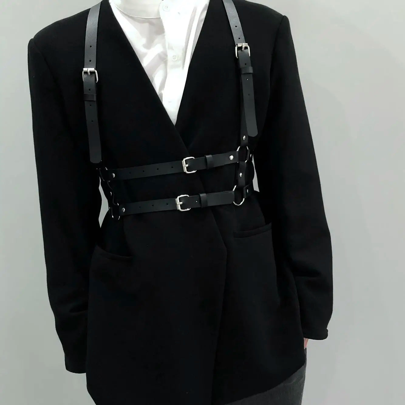 UYEE Rock Men Women PU Leather Belt Y2K Harness Strap Sexy Shoulder