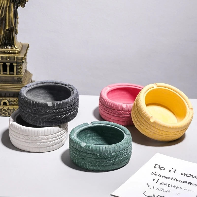 INS Retro Tire Shaped Smokeless Desktop Ashtray Personalized Trendy Creative Home Bar Ashtray for Stylish Smoking Convenience Peaceful Pleasures Health and Wellness