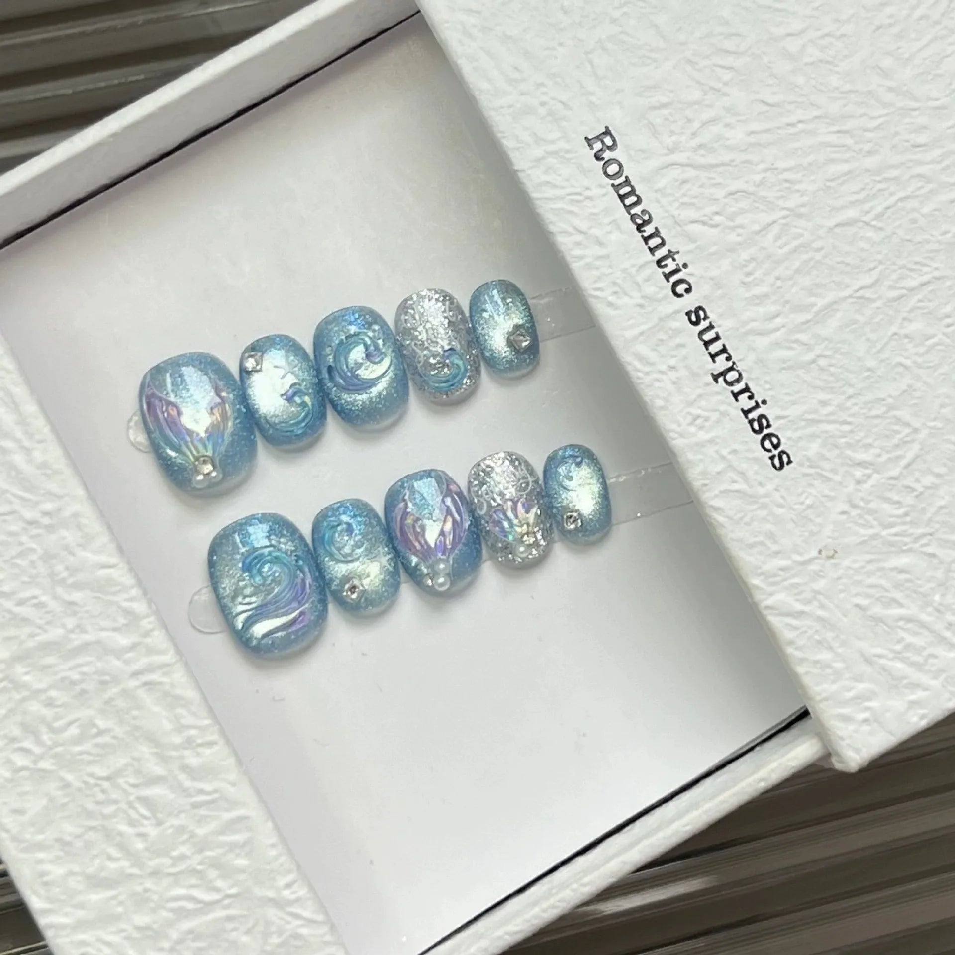 10pcs Handmade Press On Nails Cute Starfish Cat's Eye Aurora Fake Nail Tips Wearable Fantasy Mermaid Short Square False Nails Peaceful Pleasures Health and Wellness