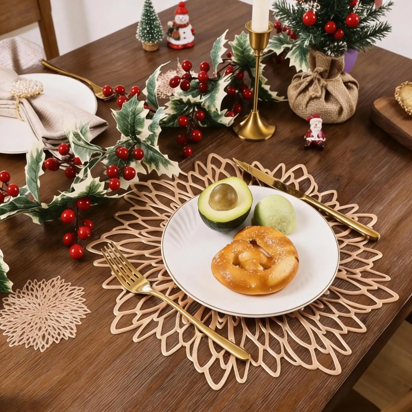 4/6 Pack 38CM/10CM Gold Floral Leaf Hollow Out Placemats Vinyl Kitchen Dinning Table Place Mats Wedding Party Washable Decor Peaceful Pleasures Health and Wellness