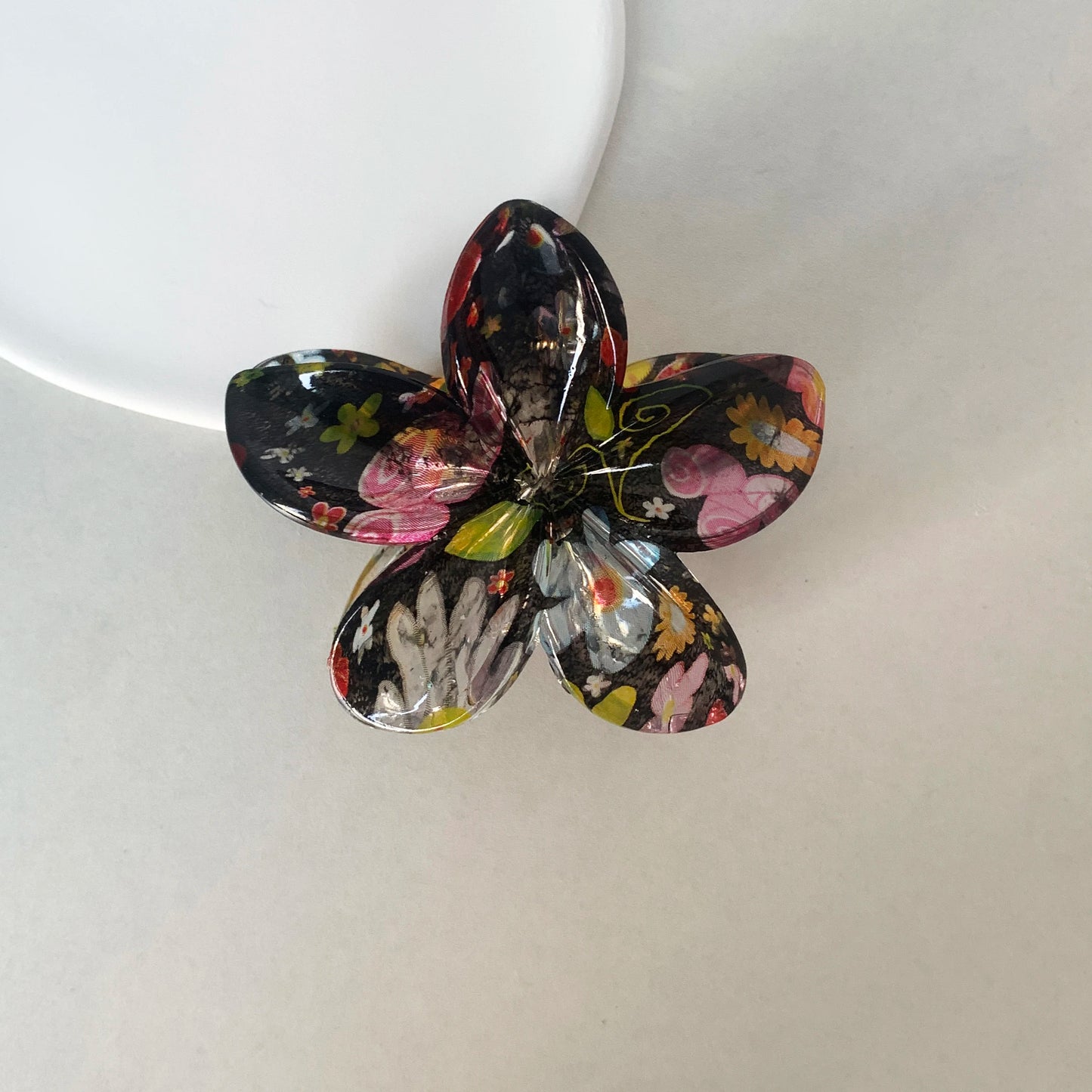 Large Floral Hair Claw Clip – Elegant Plastic Flower Clip for Women Hair Accessories Peaceful Pleasures Health and Wellness Style 5