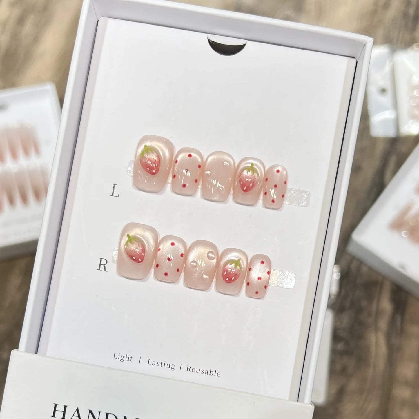 Handmade Strawberry Cat Eye Press On Nails – Shiny Pink 10pcs
