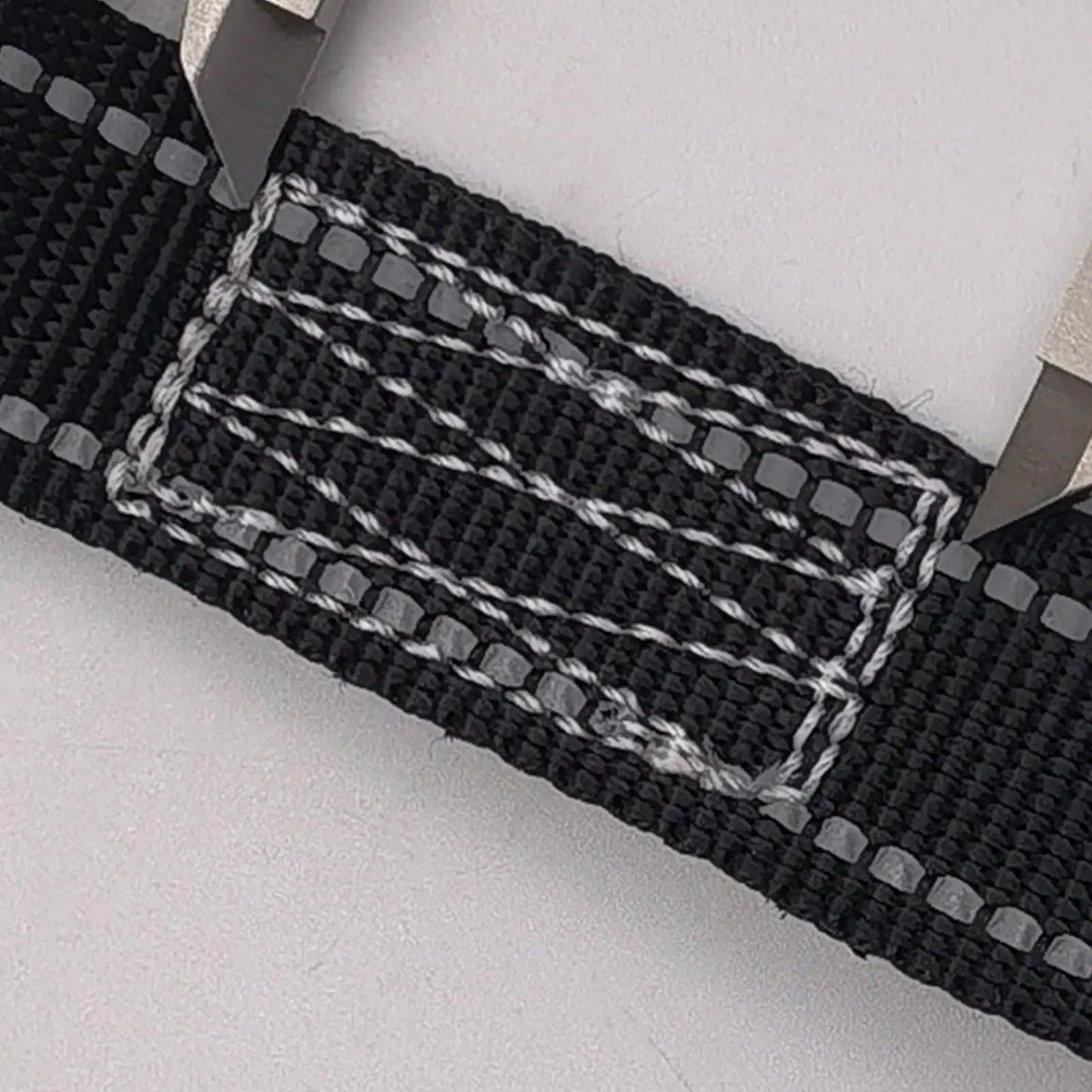 Heavy-Duty Ratchet Tie Down Cargo Strap – 1760lb Load