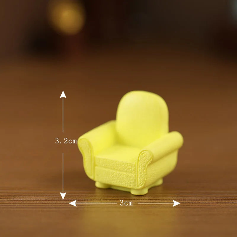 Cute Resin Cat Figurine Statue | Mini Home & Desk Decor