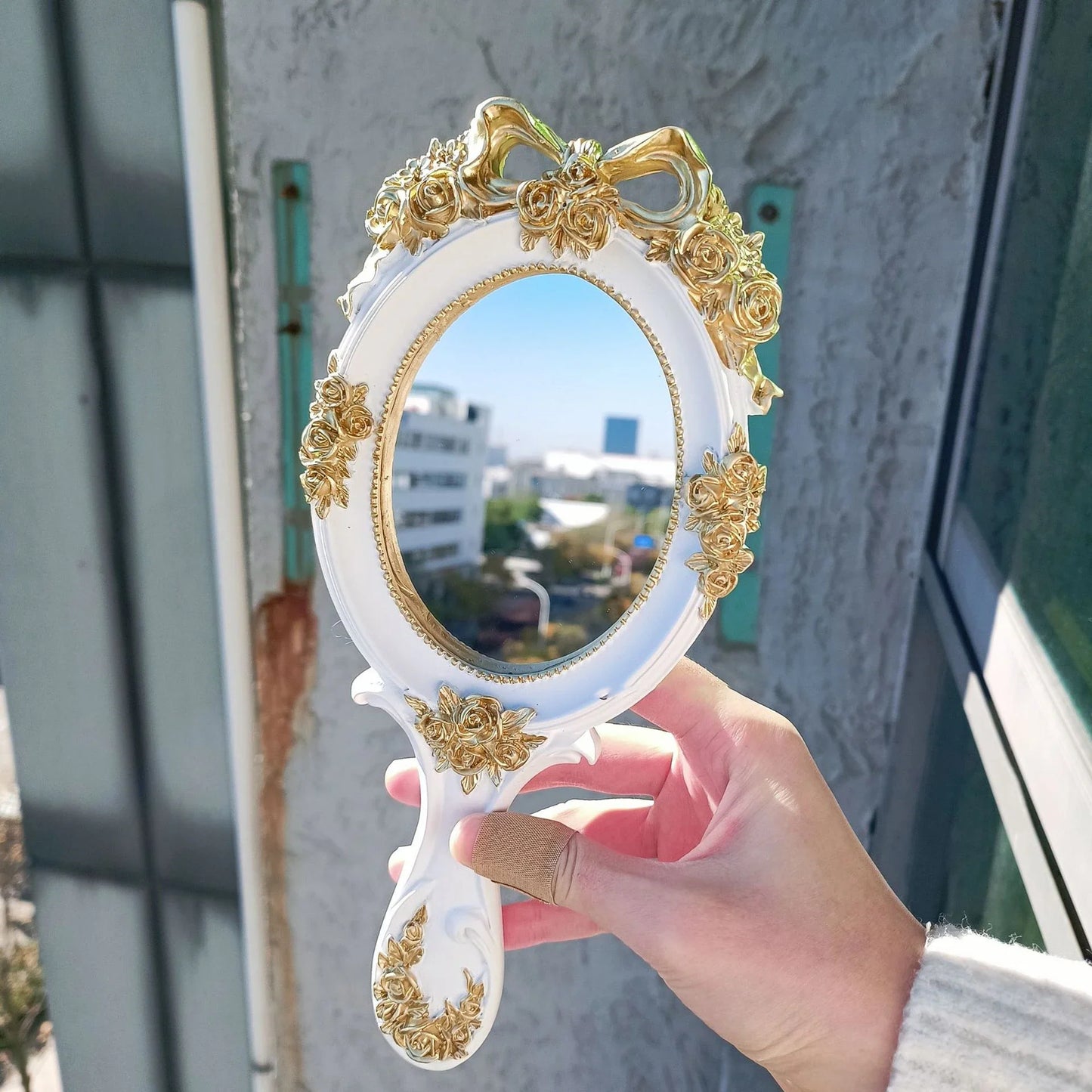 Vintage Rectangle Handheld Makeup Mirror with Handle – Retro