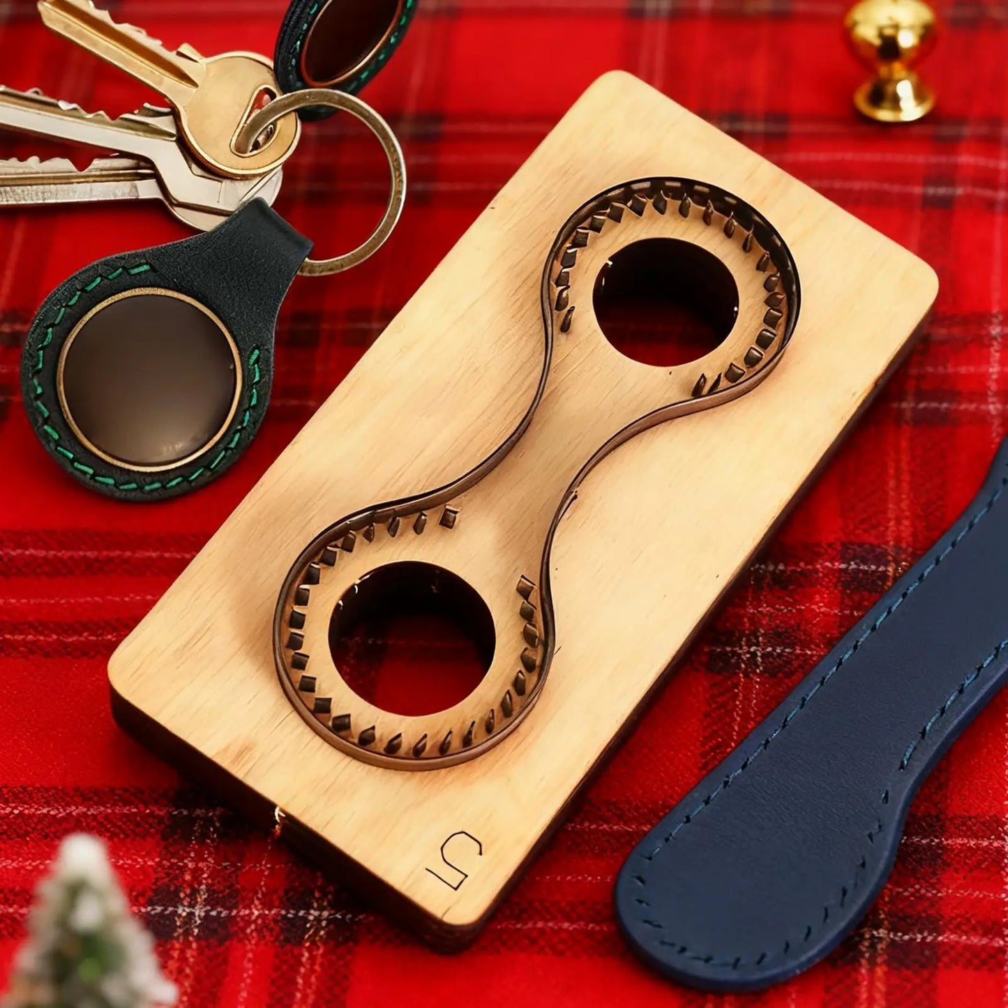 Leather Clicker Die Mold – Keychain, Wallet & Card Embossing