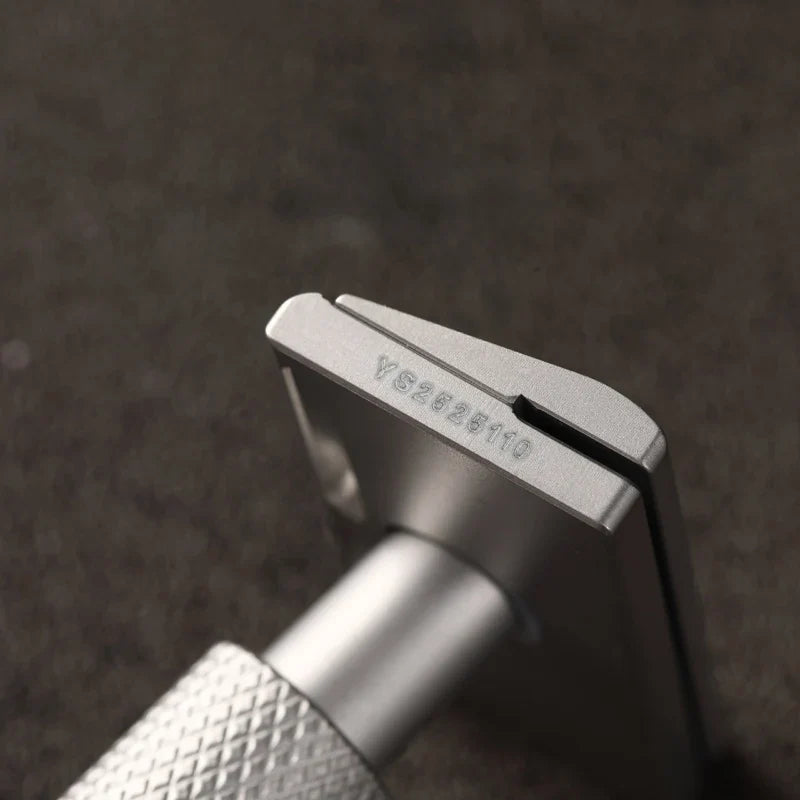 YAQI Aileron GEM Safety Razor – 3 Plates, 316 Stainless Steel