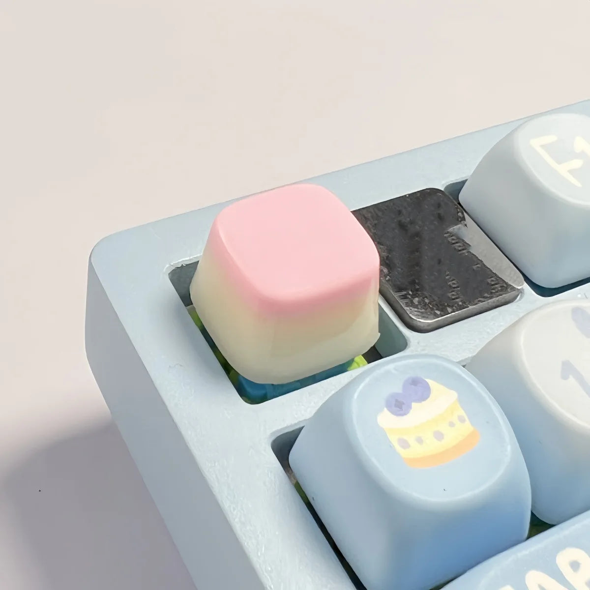 Personalized Creative Design Resin Simulation Caramel Pudding Keycap Mango Jelly Cross Axis Mechanical Keyboard Keycaps Single Peaceful Pleasures Health and Wellness Pink