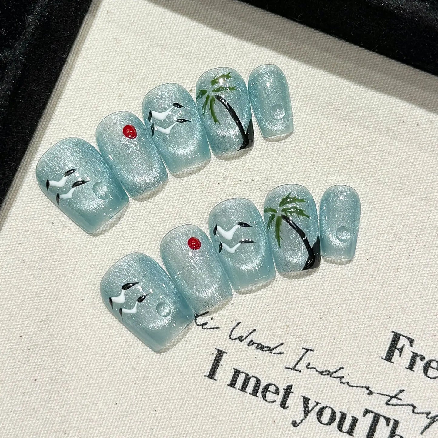 Handmade Press-On Nails Blue Coconut Tree Cat Eye Design