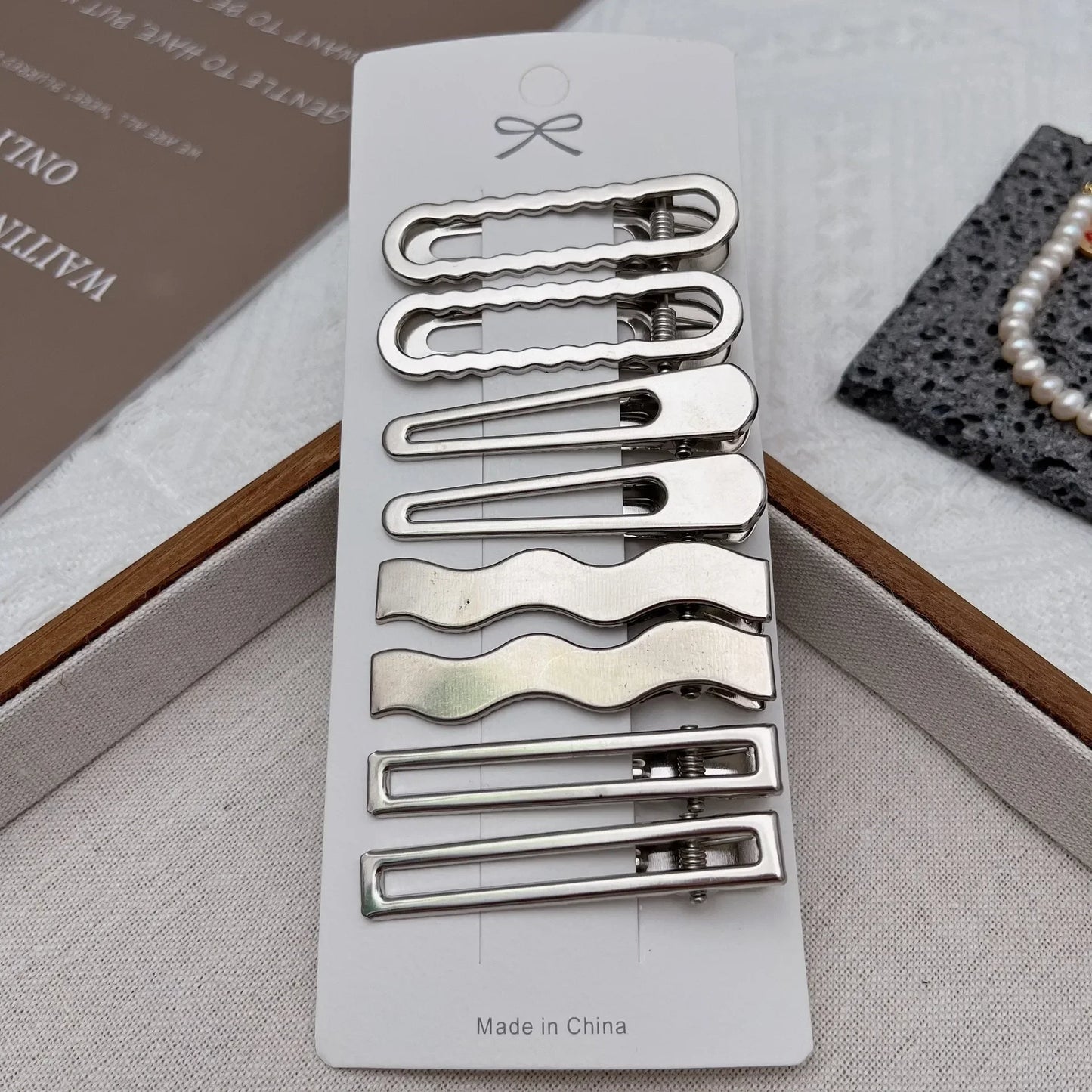 Silver Y2K Duckbill Hair Clips 8pcs – Metal Barrettes for Women