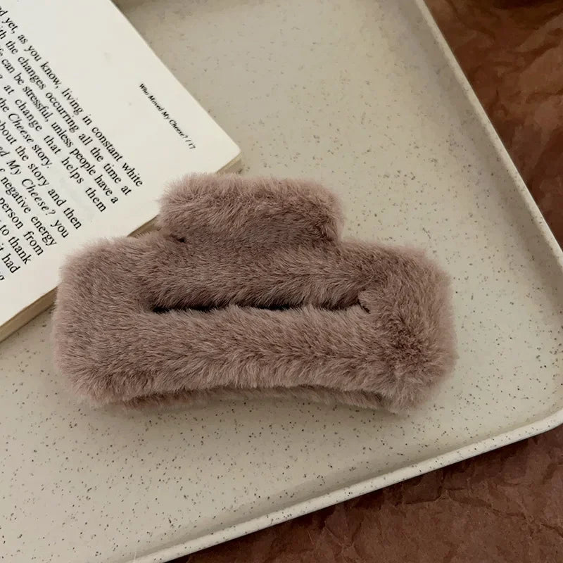 Fashion Plush Scratch Clip with High End Feel Large Autumn and Winter Hair Clip Shark Hair Clips Headband Cute Furry Hair Clips Peaceful Pleasures Health and Wellness coffee 13cm