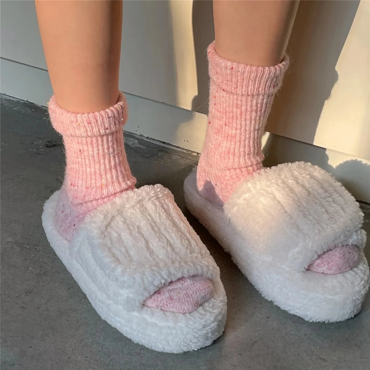 Thick Dotted Wool Socks for Autumn Winter Solid Color Japanese Mid Tube Pile Socks Cashmere Confinement Socks Thick and Sturdy Peaceful Pleasures Health and Wellness