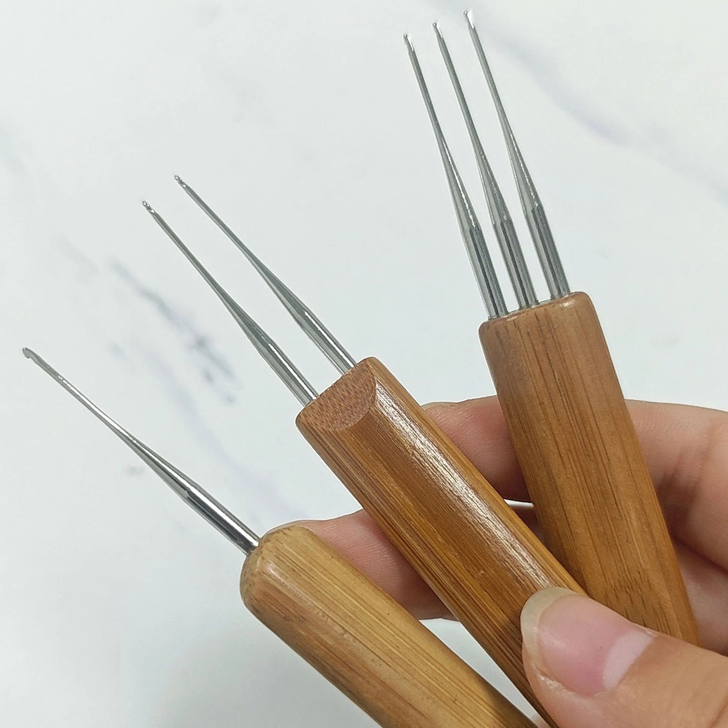 Dreadlock Crochet Hook Set 0.5mm & 0.75mm Wood Needles