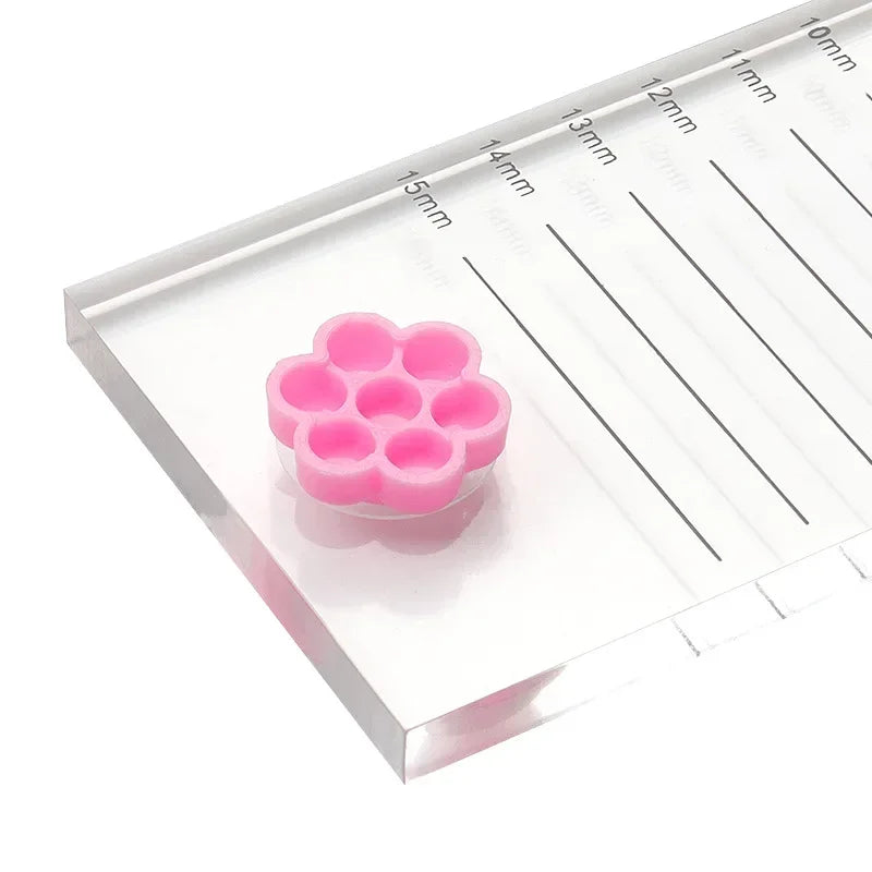 100pc Disposable Eyelash Glue Cups & Tattoo Ink Ring Holders