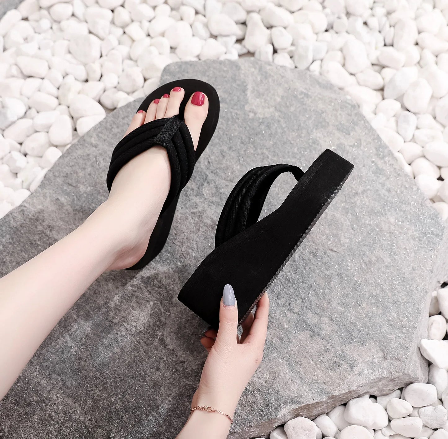 Women's Wedge Platform Flip Flops – Summer Beach Slippers