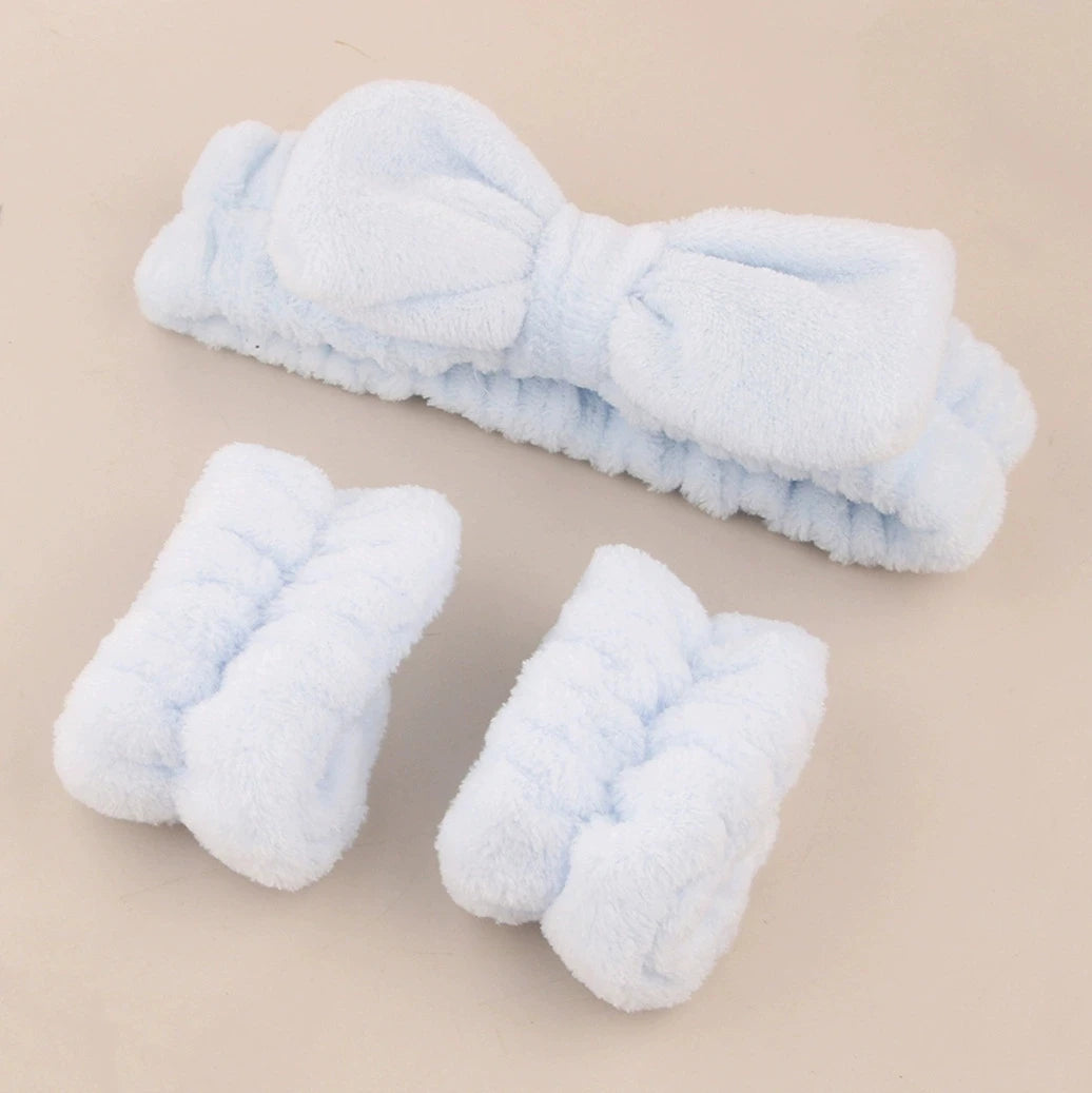 Cute Plush Coral Velvet Wristband & Hair Tie Set – 3 Piece