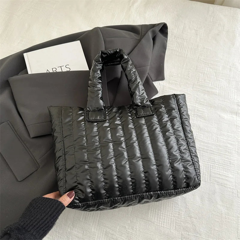 Large Capacity Women's Tote Bag – Padded Elegant Shoulder Bag