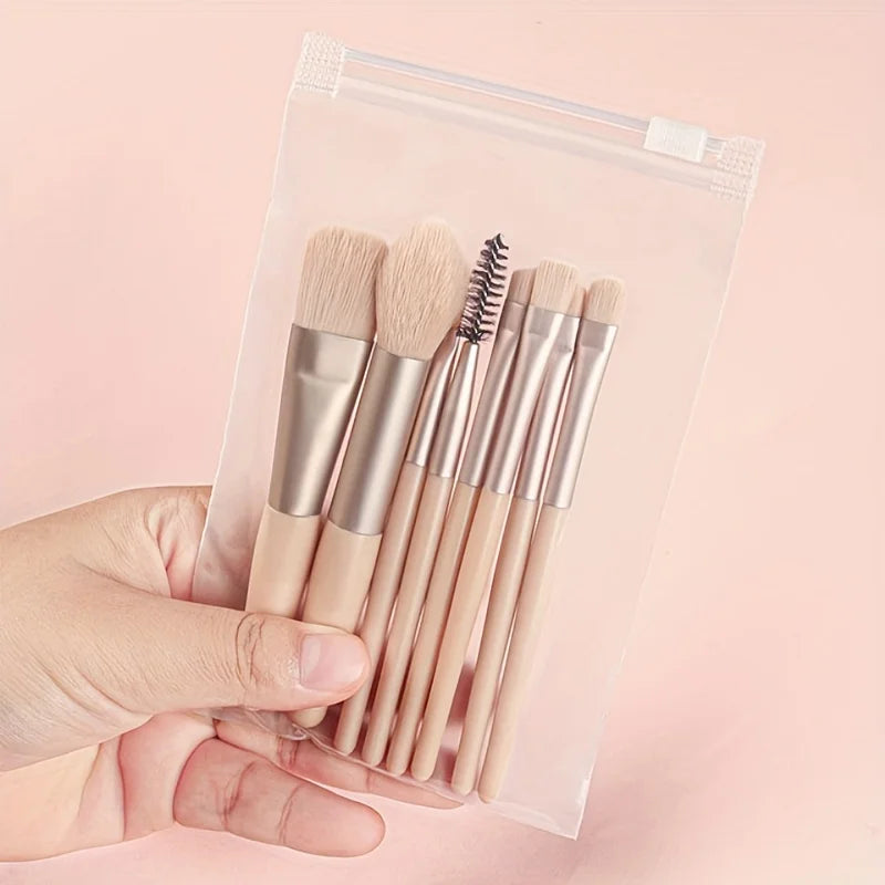 RUNTOIN 8-Piece Mini Makeup Brush Set | Portable Travel Kit