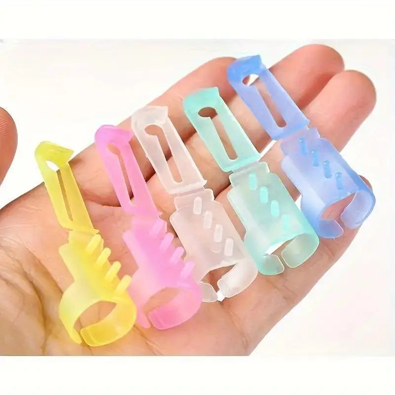 Crochet Yarn Guide Sleeve Plastic Finger Protector Beginners Knitting