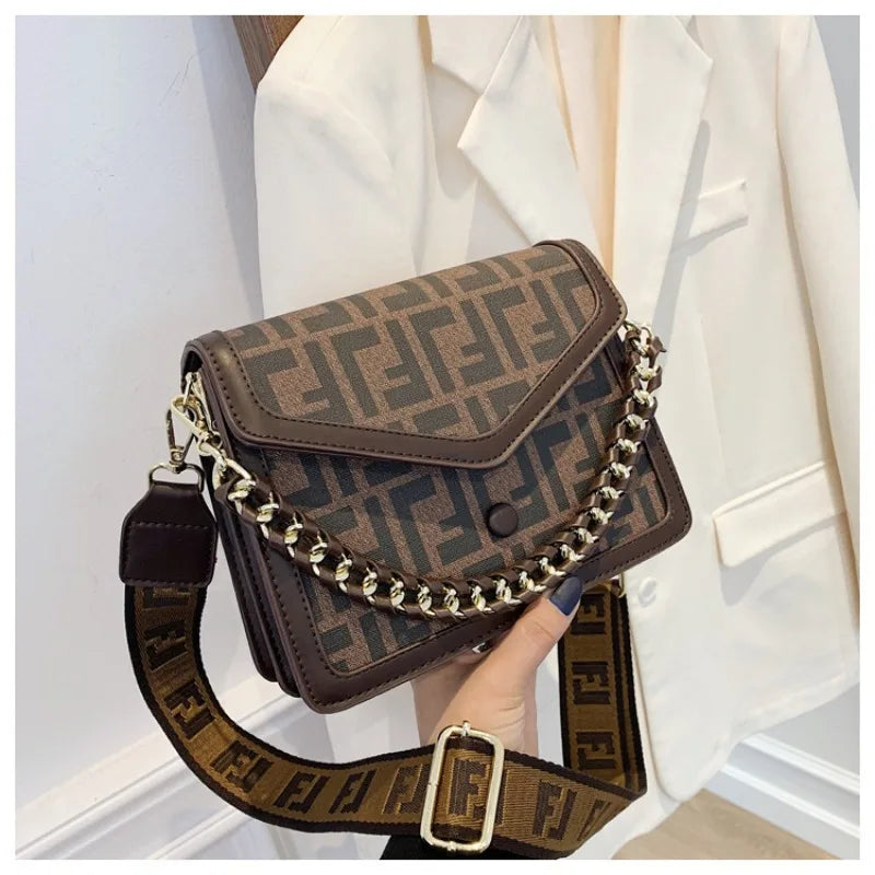 Retro Letter Print Mini Crossbody Bag – Women's Shoulder Bag