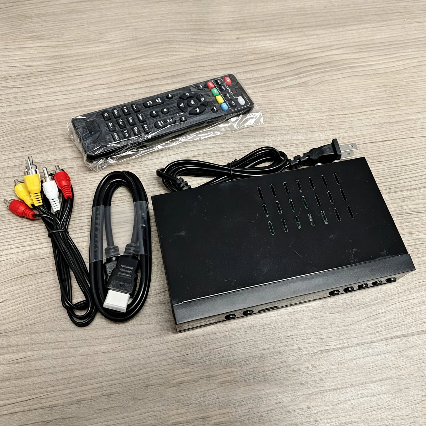 DVB-T2 Digital TV Set-Top Box – PVR, Android TV, 8GB