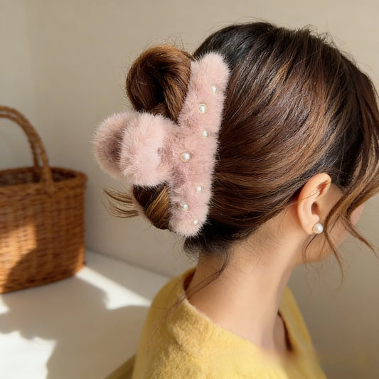 Sweet Hair Big Shark Clip Cute Pearl Plush Grab Clip At The Back of The Head Autumn and Winter Hair Accessories Hair Accessories Peaceful Pleasures Health and Wellness