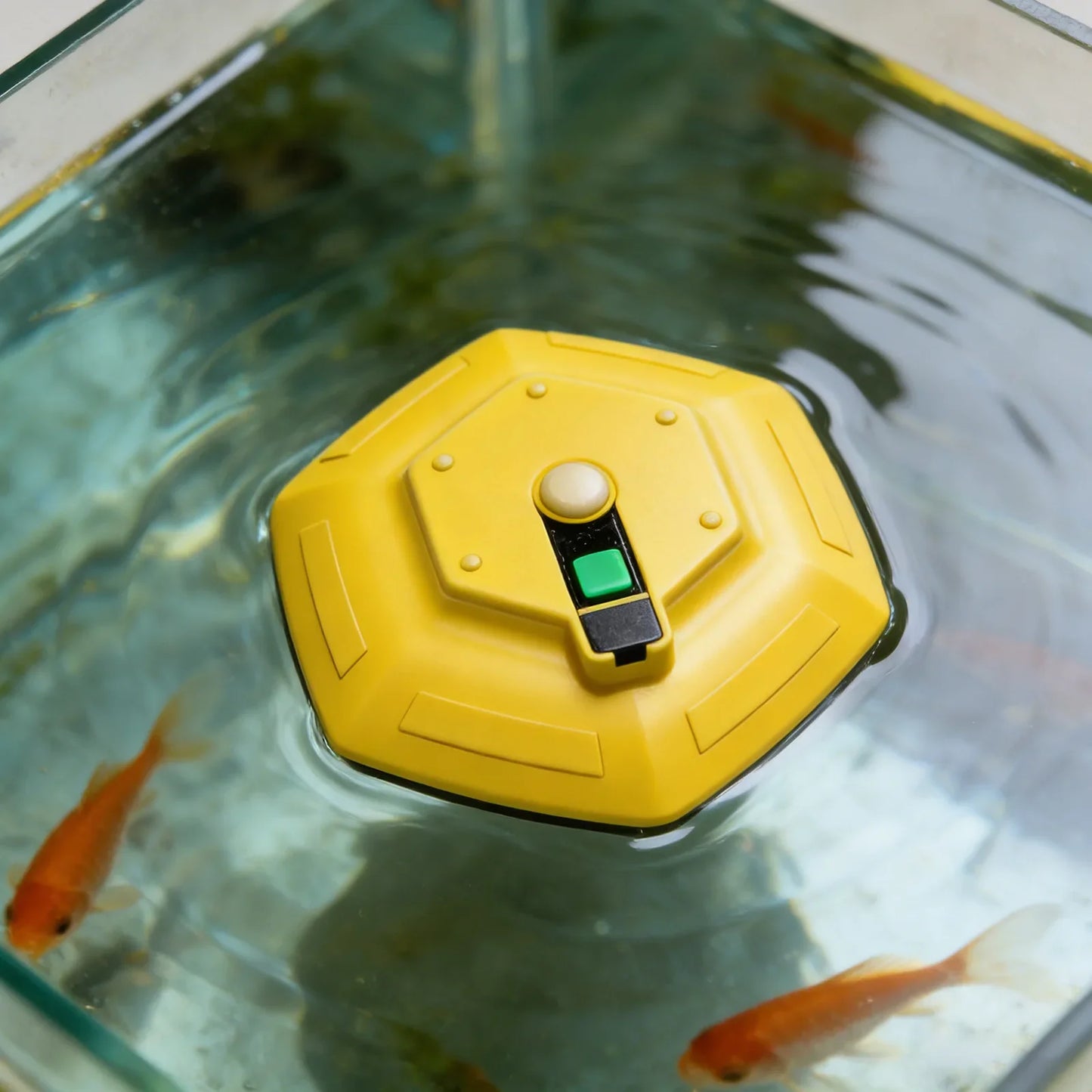 Waterproof Floating Fish Aerator – Rechargeable Quiet Oxygen Pump