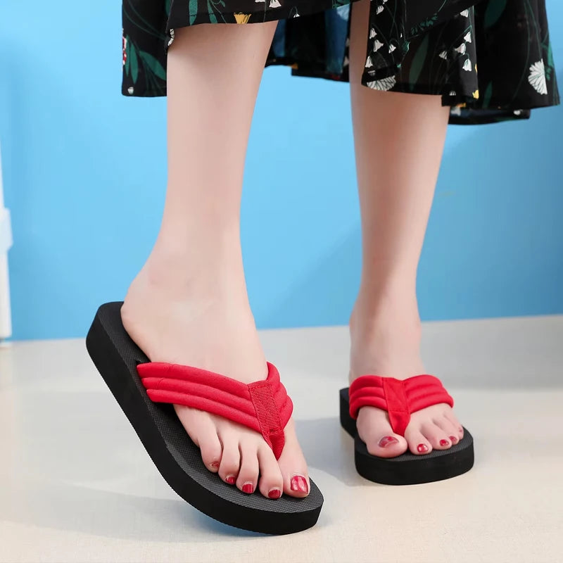 Women's Clip Toe Flip Flops – Non-Slip Summer Beach Sandals