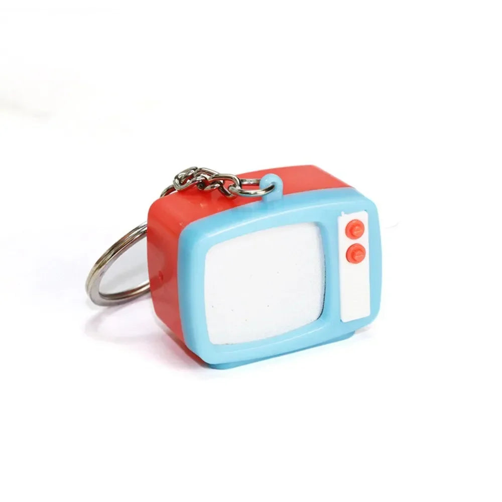 Retro TV Keychain – LED Light & Sound Miniature Pendant