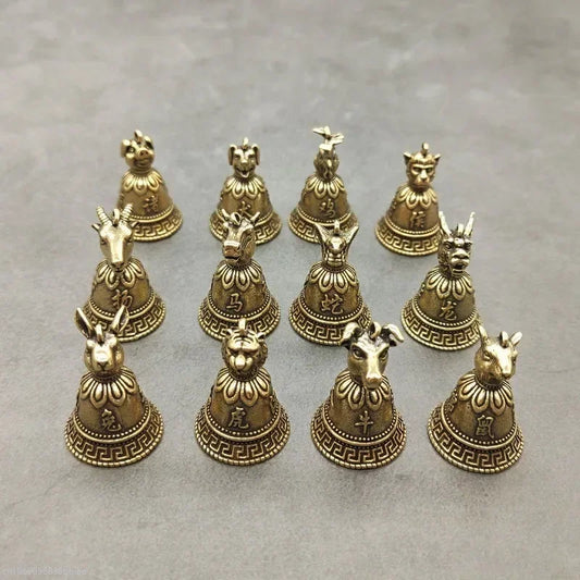 Brass Chinese 12 Zodiac Animals Heads Bell Keychain Pendants Jewelry Vintage Copper Feng Shui Car Key Chain Hanging Keyring Gift Peaceful Pleasures Health and Wellness
