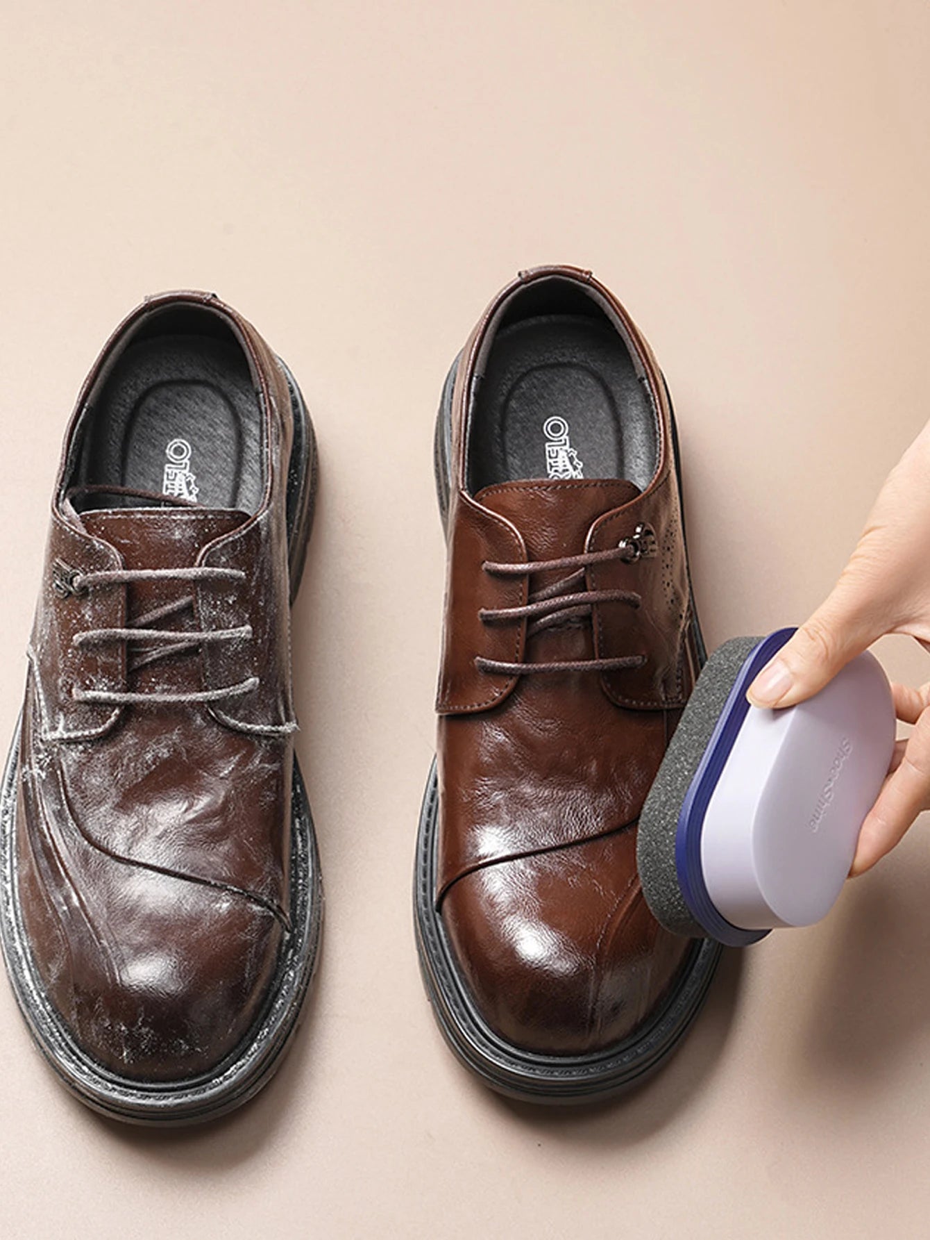 1Pcs Double-sided Sponge Shoe Polisher Portable Stain Removal Care Gentle on Leather Shoes Leather bag Leather jacket Peaceful Pleasures Health and Wellness
