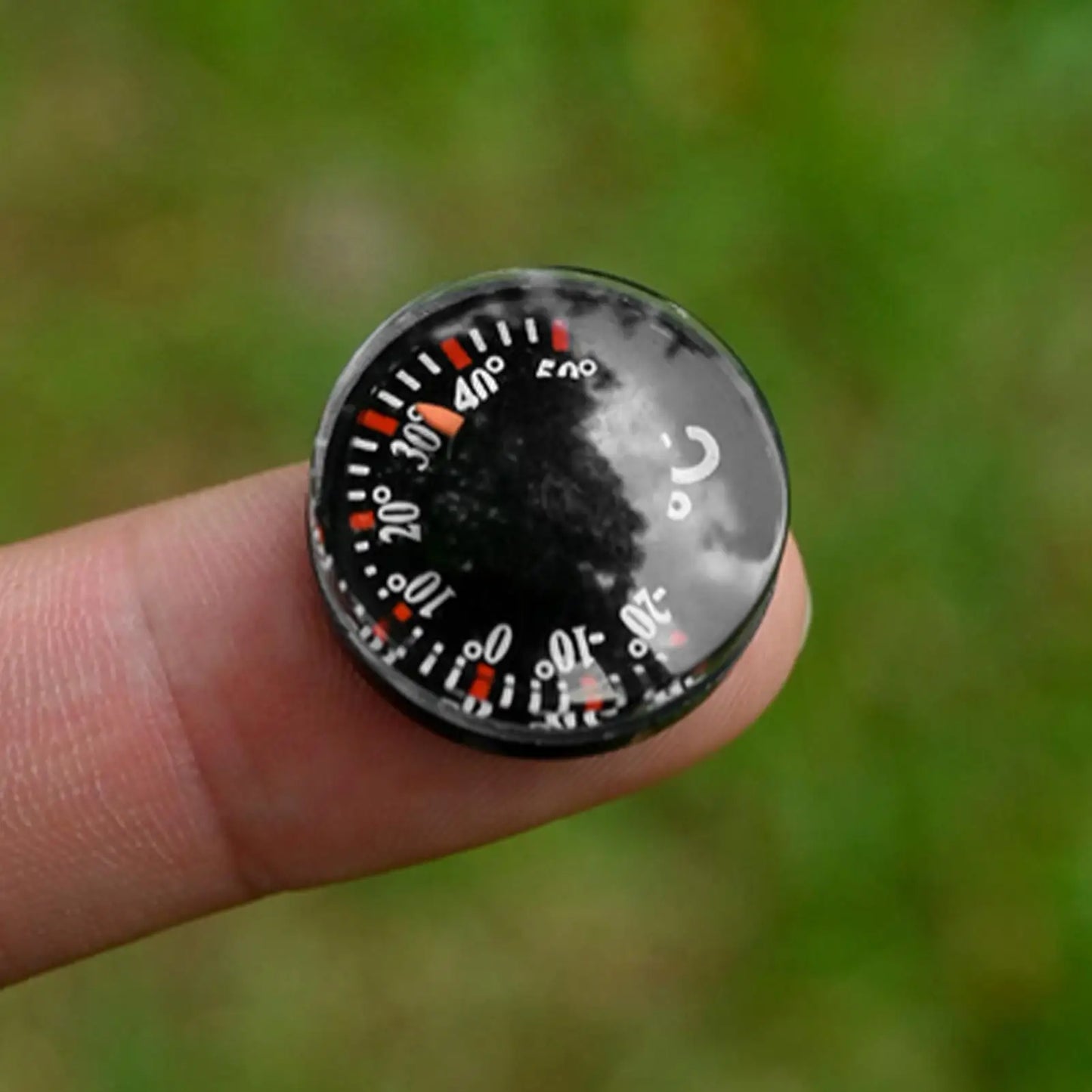Mini Circular Car Thermometer | Battery-Free Mechanical Dial