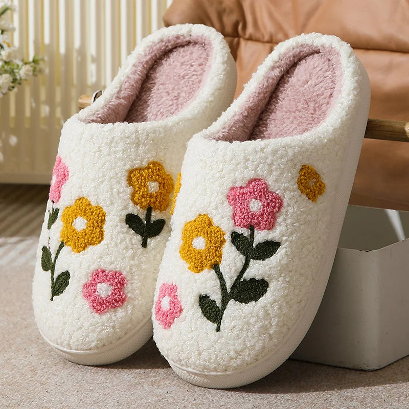 Women's Fluffy Plush Flower Slippers – Soft Non-Slip Indoor Slides