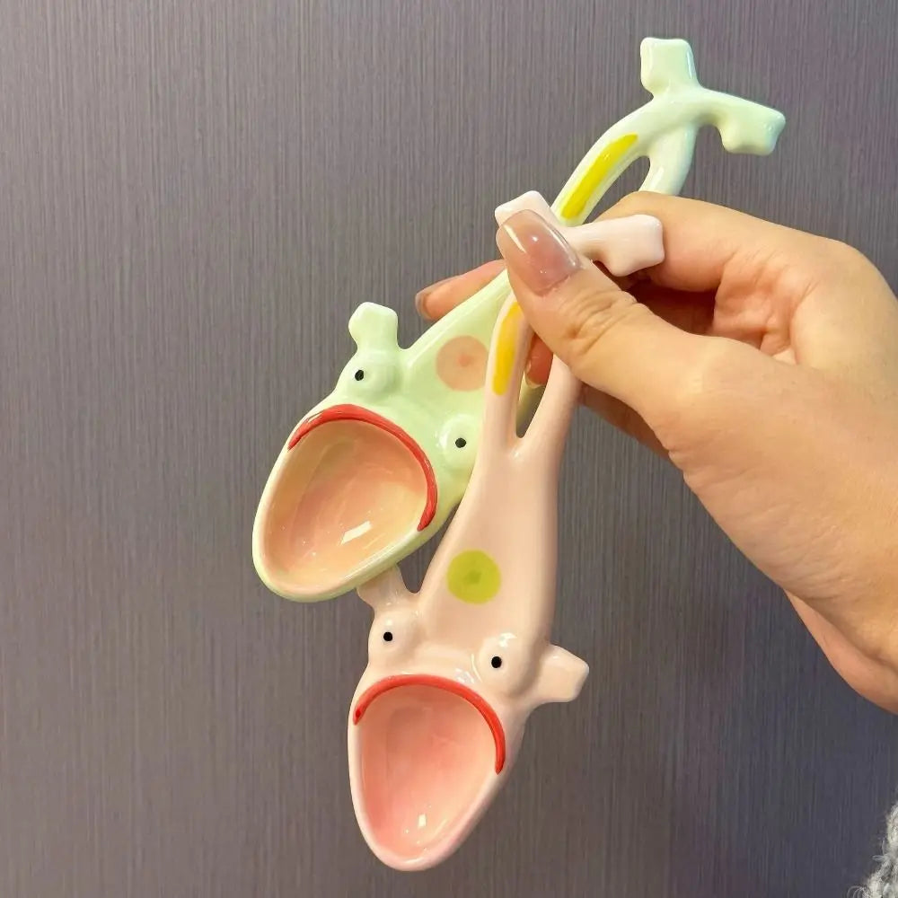 Frog Spoon Creative Ceramic Long-handled Household Ugly Cute Toad Scoop for Eating Drinking Soup and Desserts Funny Cute Spoon Peaceful Pleasures Health and Wellness