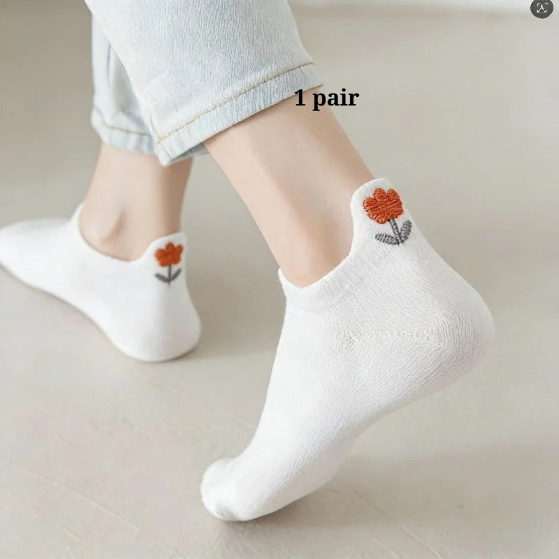 Women's Embroidered Ankle Socks | Japanese Low-Cut Style