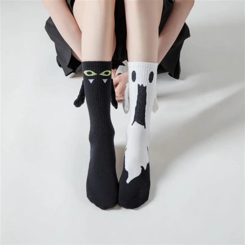 Halloween socks: Ghost Magnetic Hand-holding socks, fashionable, cute and funny bat socks, mid-calf socks Peaceful Pleasures Health and Wellness
