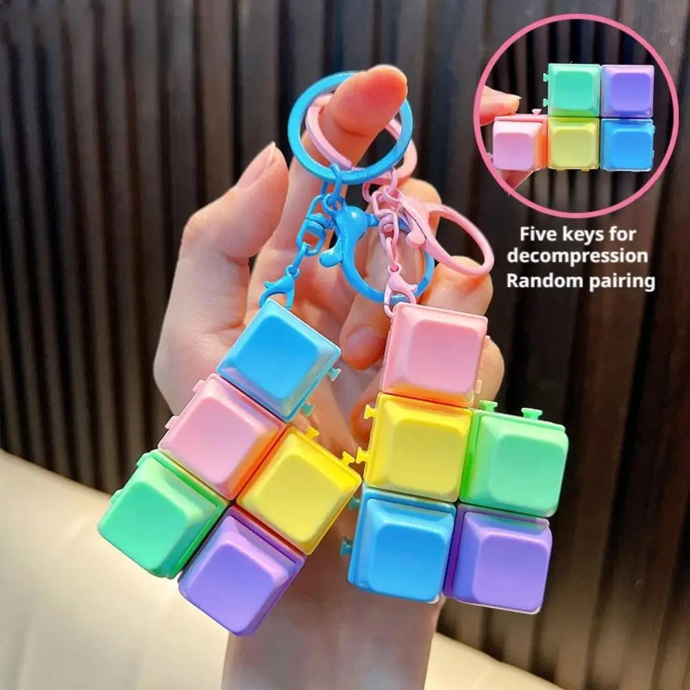 5pcs Detachable Colorful Keychain Decompression Toy Protable Soft Finger Press Random Color Stress Relief Keyboard Accessories Peaceful Pleasures Health and Wellness