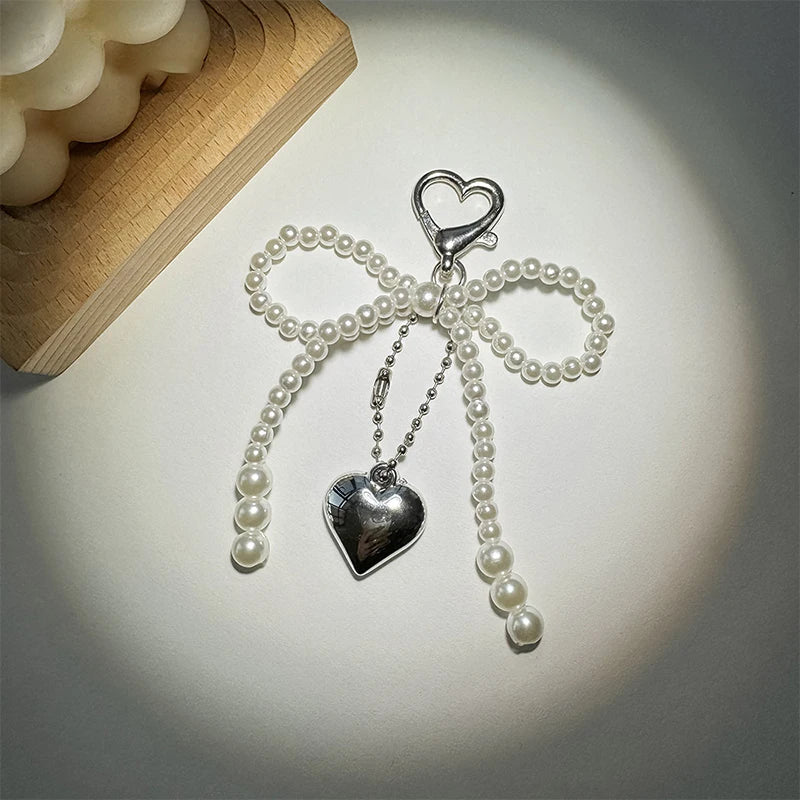 Handmade Pearl Bow Heart Keychain – Beaded Bag & Phone Charm